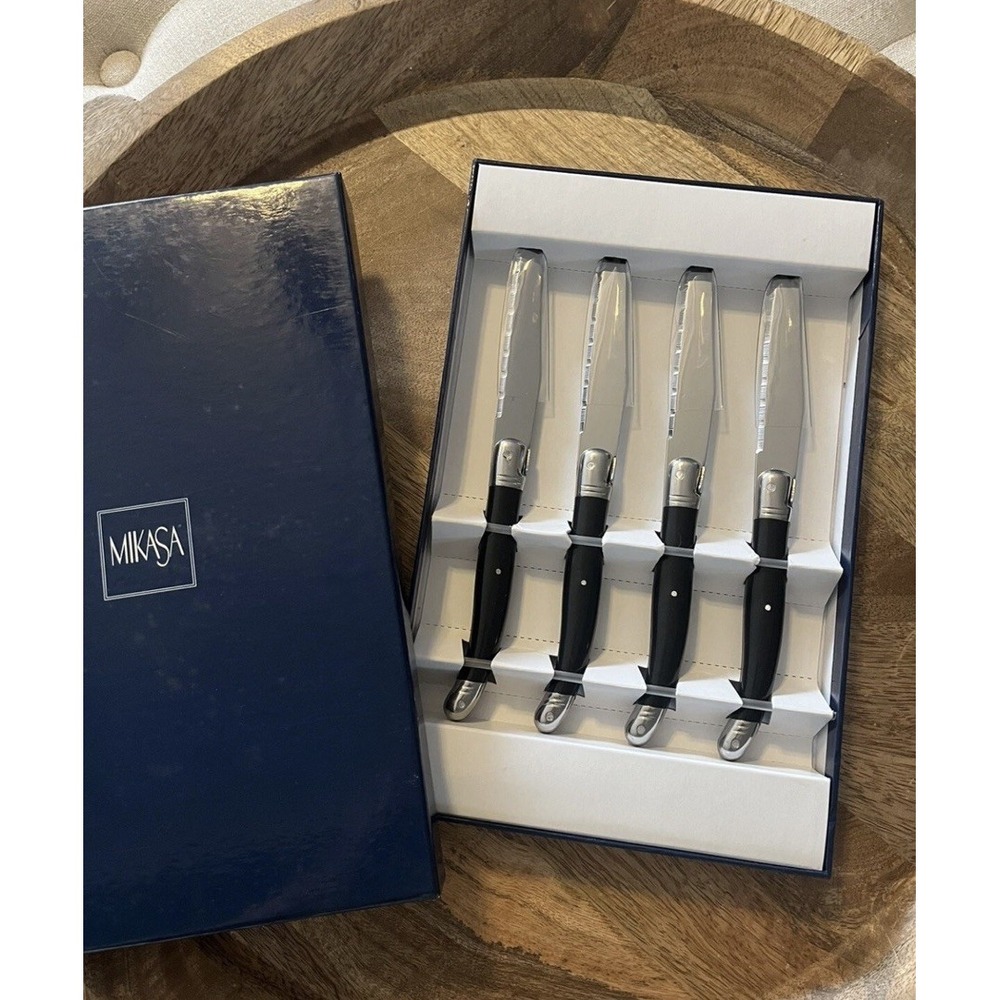 NIB Rare Mikasa Black Gourmet Steak Knife Set (4) Stainless Steel